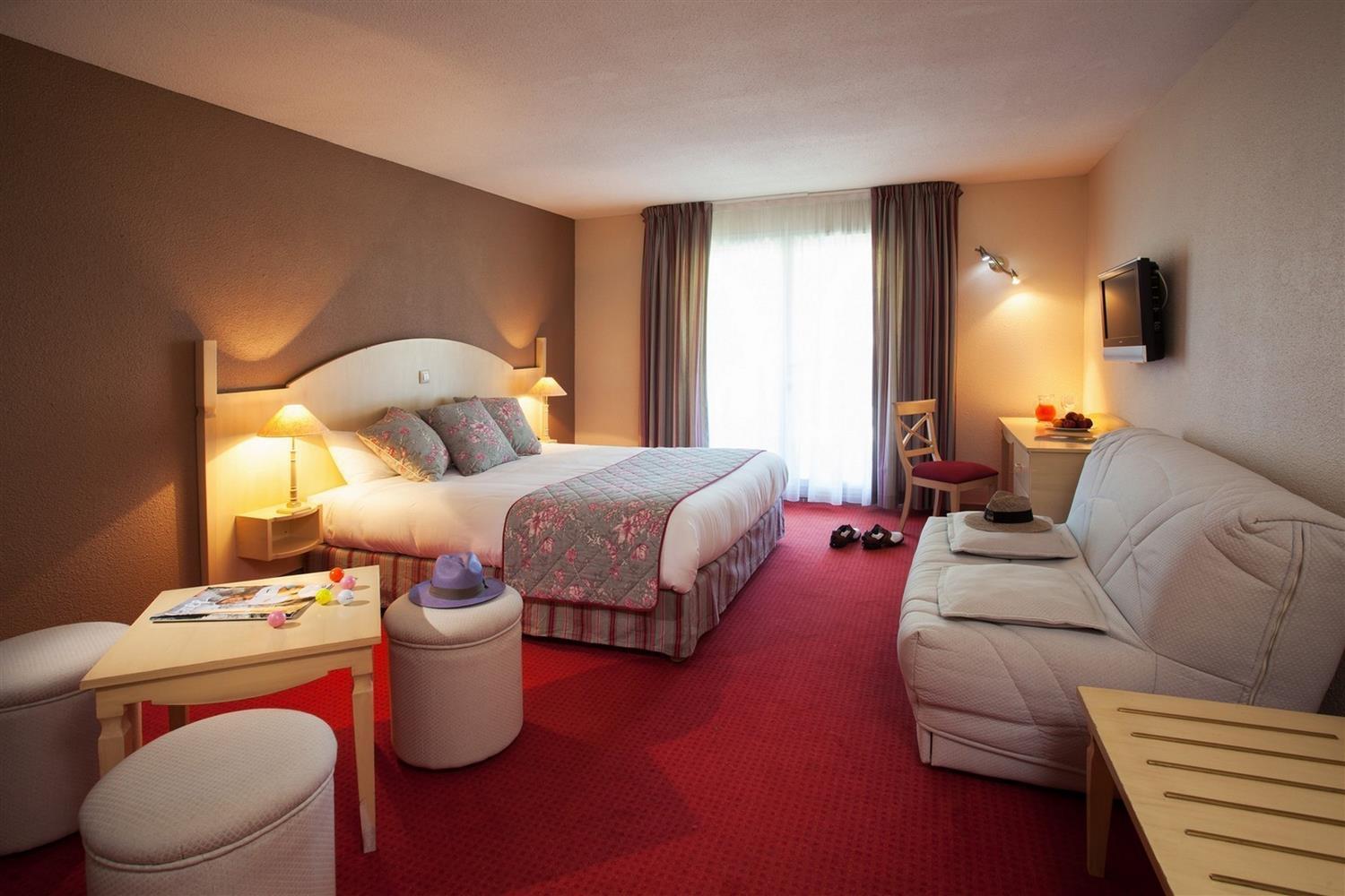 Best Western Golf D'Albon Exterior photo