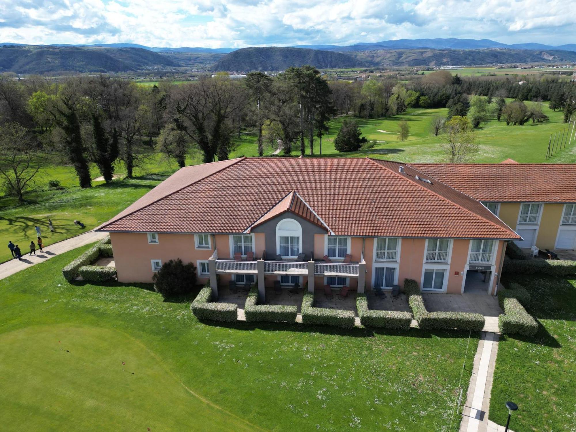 Best Western Golf D'Albon Exterior photo