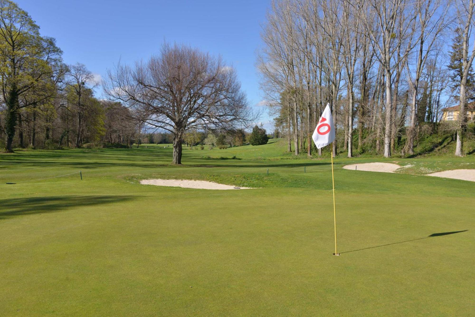 Best Western Golf D'Albon Exterior photo